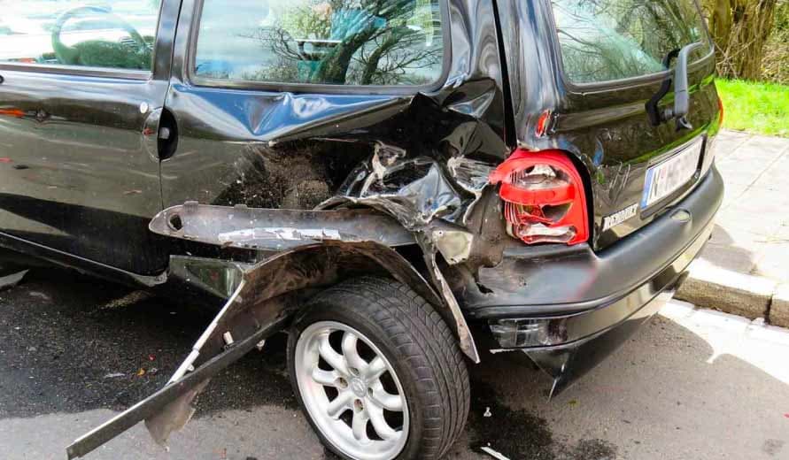blogs/Tips-for-Selling-a-Car-After-An-Accident